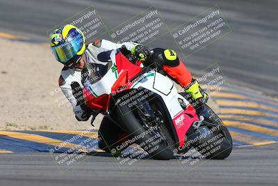 media/Nov-15-2024-CVMA Friday Practice (Fri) [[b142d29251]]/4-Group 4 and Trackday/Session 2 (Turn 10)/